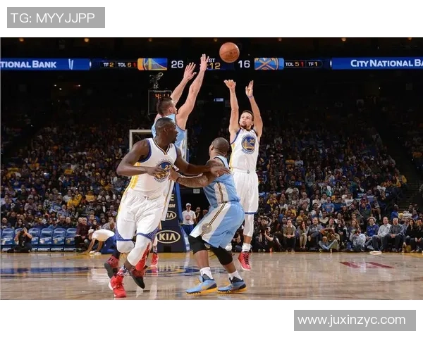 10月1日勇士与掘金精彩对决直播全程回顾与分析 10月1日勇士与掘金精彩对决直播全程回顾与分析