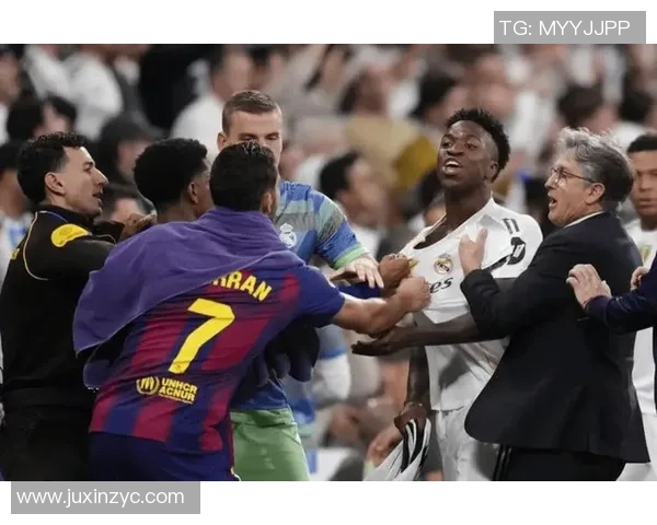 皇马与巴萨巅峰对决精彩回顾及赛后分析合集